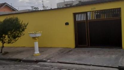 Casa para alugar em Mongagu&aacute;